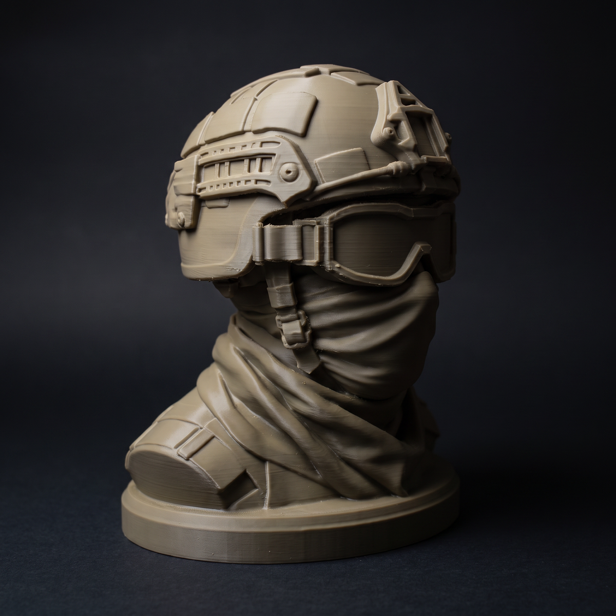 Sculpted helmet and shemagh detail of the soldier bust